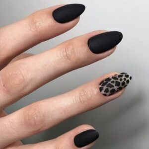 leopard print nails